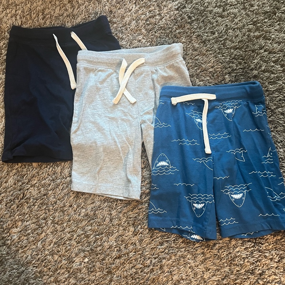 Lot of Old Navy 5t Shorts - Navy, Gray, and Blue Shark Print